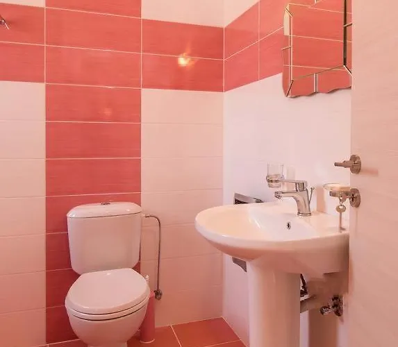 Regina - Luxury And Comfort Vilă *