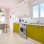 Regina - Luxury And Comfort Lakhania